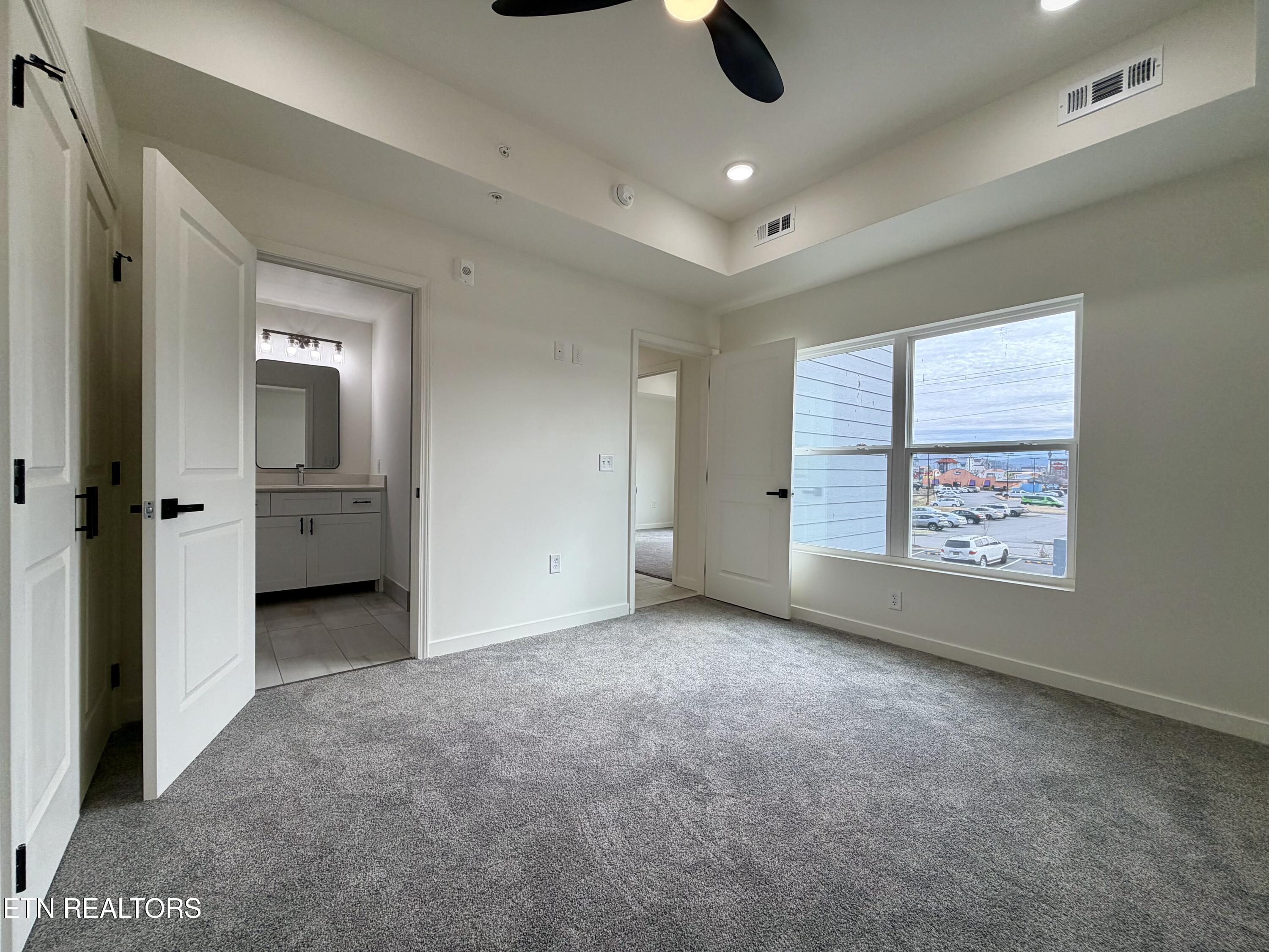 129 Sugarfoot Way, Unit 301 Pigeon Forge, TN 37863 - Photo 10 of 11 IMG_9829