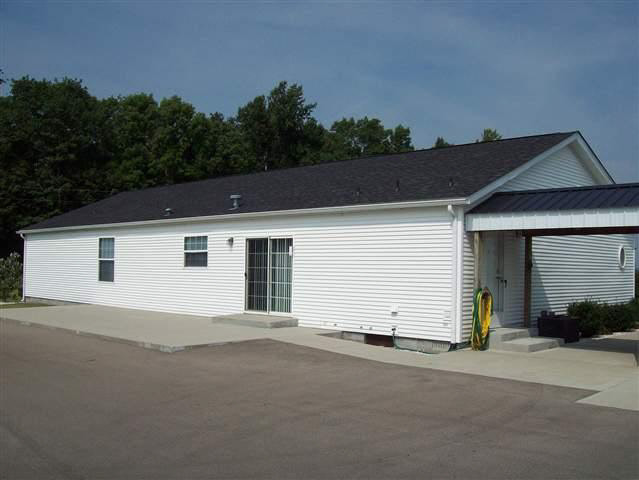 9242 South Bush Road Pekin, IN 47165 - Photo 4 of 11