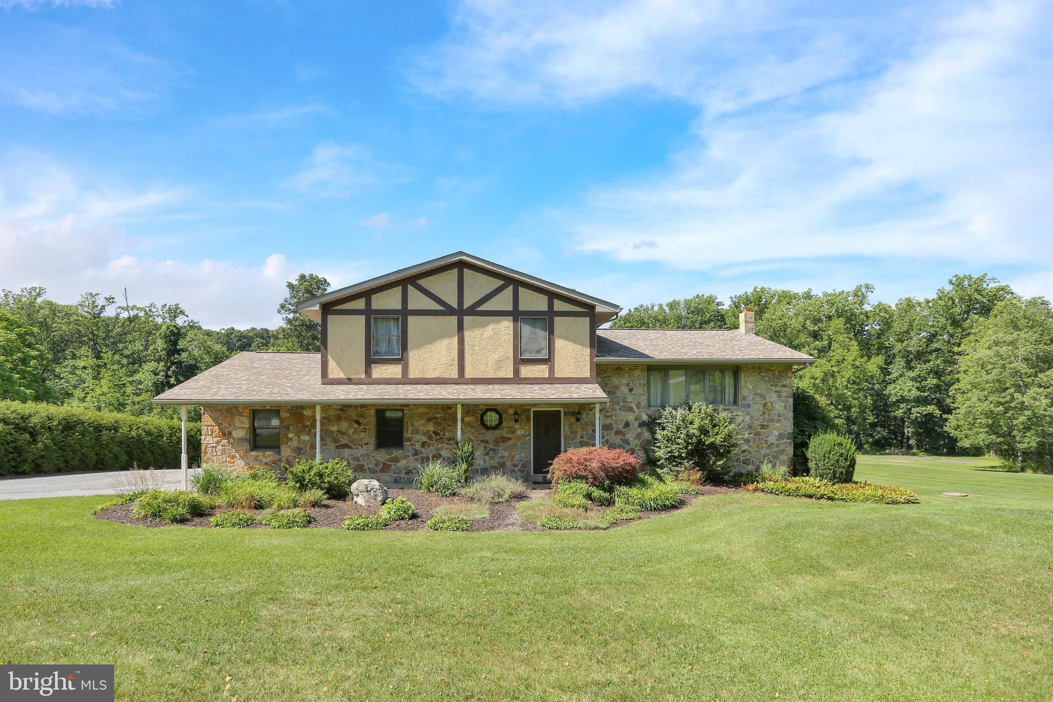 88 Conrad Road Fleetwood, PA 19522 - Photo 7 of 81 Gallery Image 7