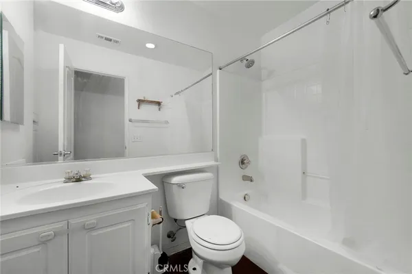 $674,900 | 23281 Highland Oaks Court, Wildomar, CA 92595