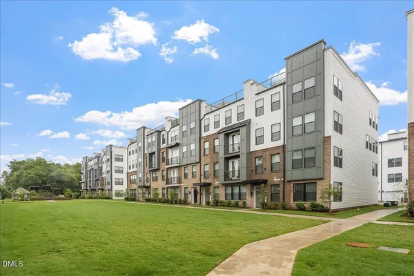 $434,900 | 1234 Coach Sta Alley, Raleigh, NC 27601