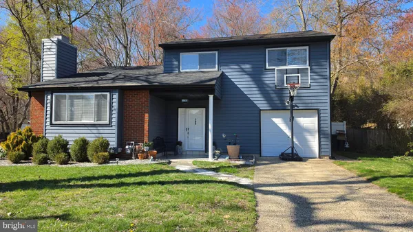 $479,900 | 18 Peabody Lane, Hamilton, NJ 08619
