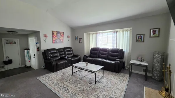 $479,900 | 18 Peabody Lane, Hamilton, NJ 08619