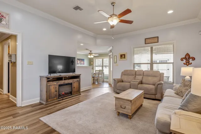 $235,000 | 134 Rue Des Cannes, Maurice, LA 70555