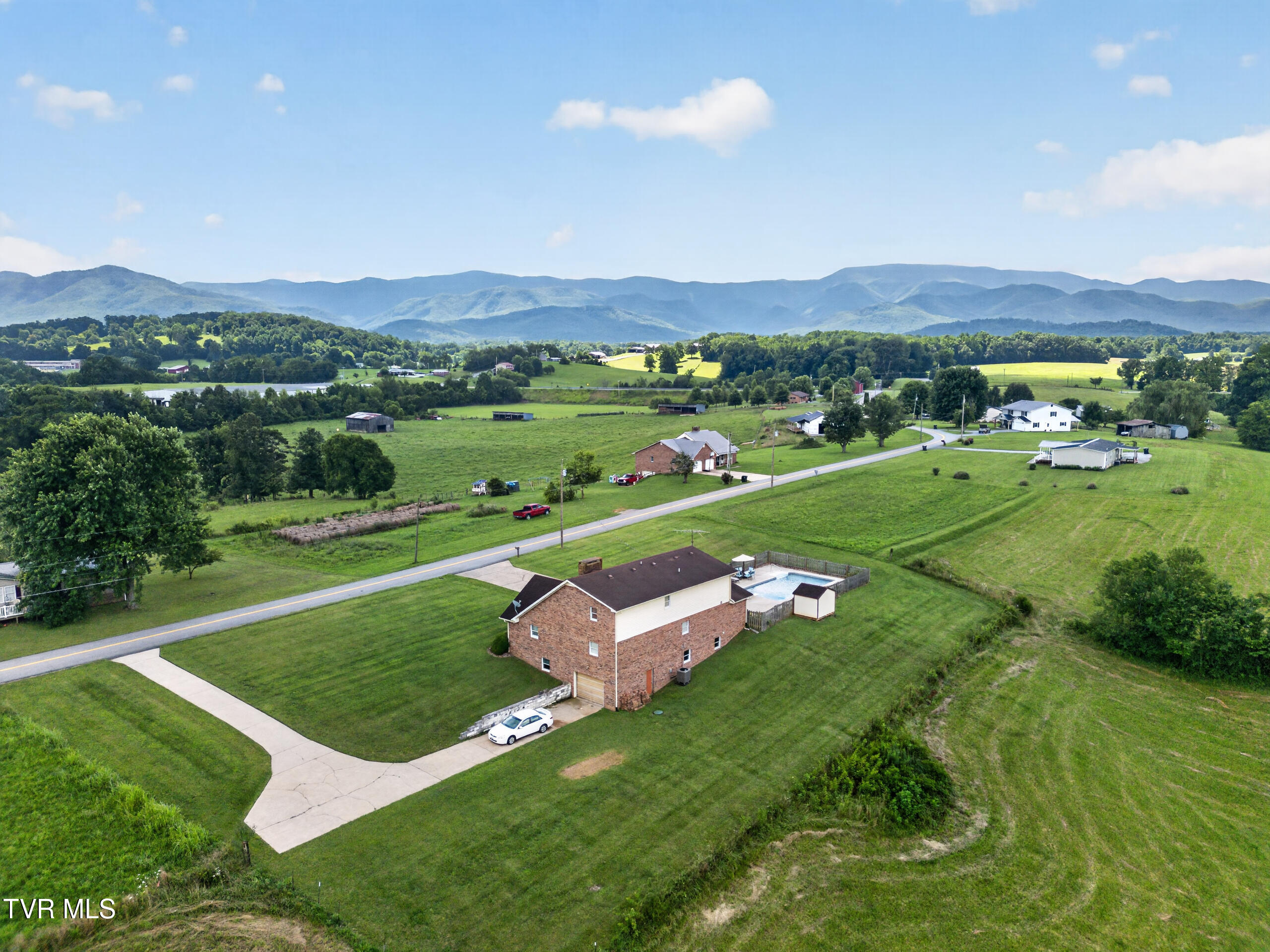146 Deseree Broyles Road Chuckey, TN 37641 - Photo 19 of 82 DJI_0283