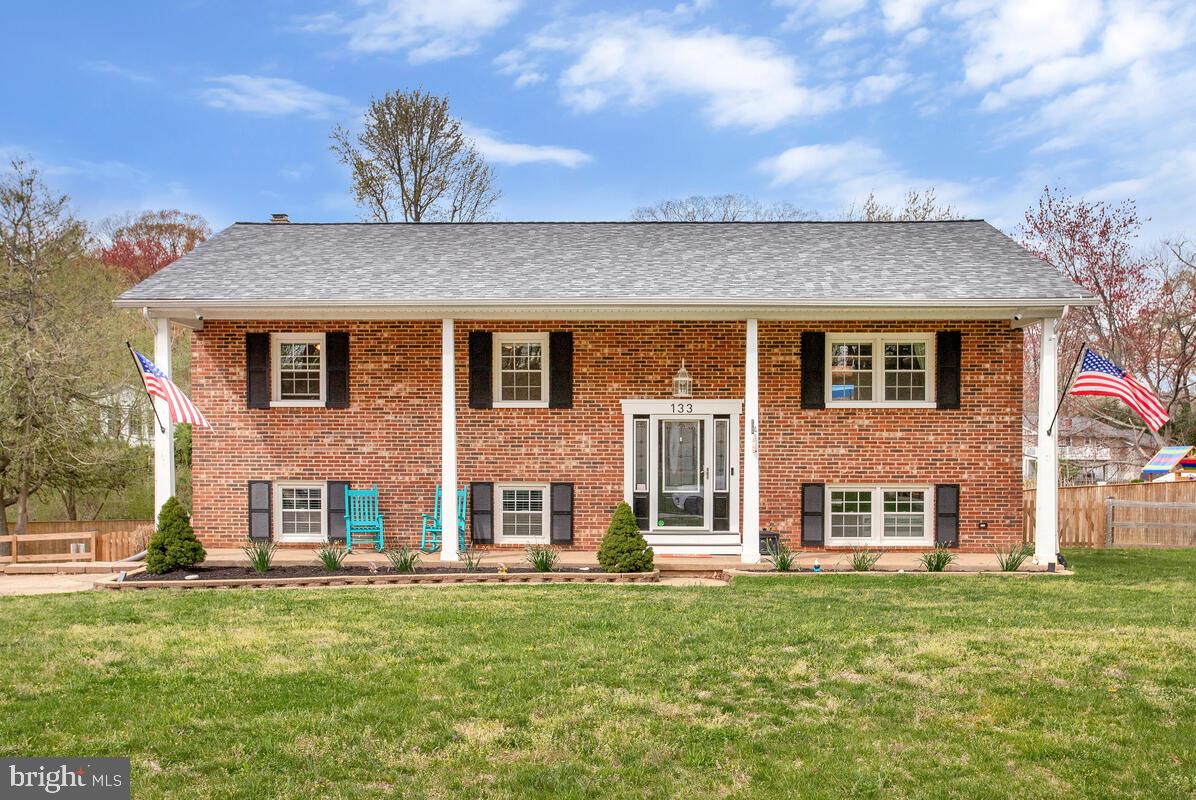 133 Circle Road Pasadena, MD 21122 - Photo 1 of 44 Gallery Image 1