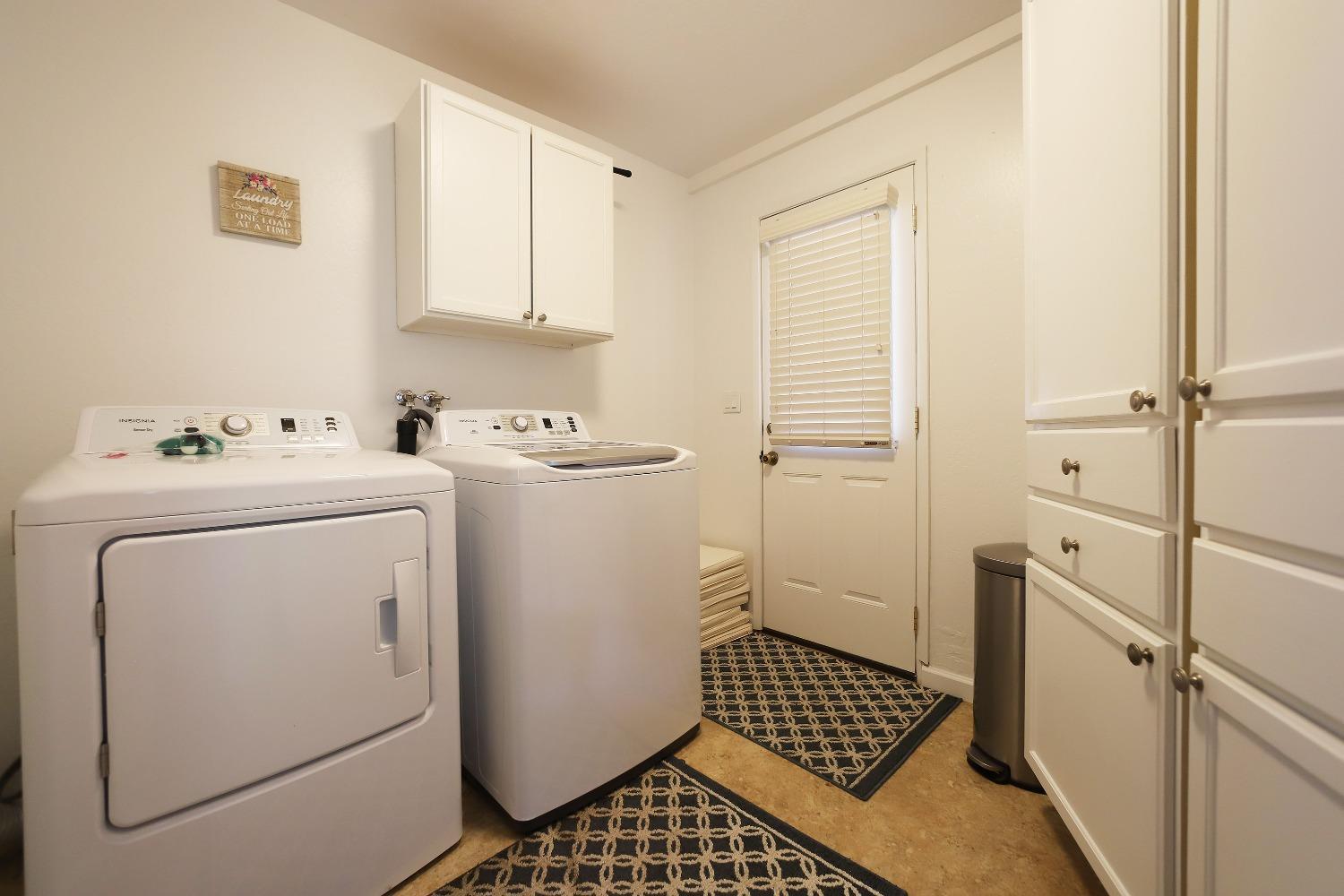 1870 Cable Road Camino, CA 95709 - Photo 22 of 36 a bathroom with a sink toilet and shower
