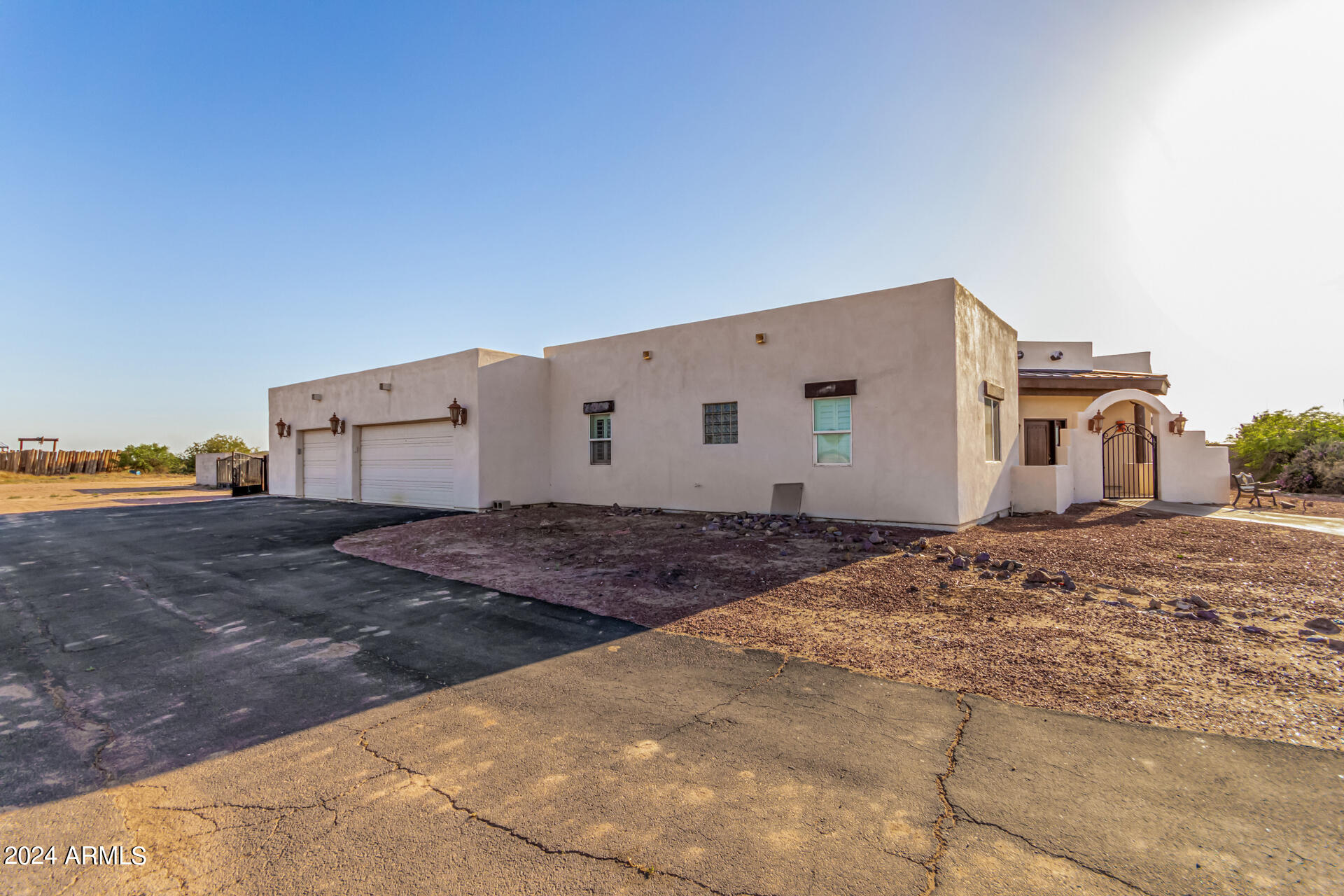 10589 West Harmon Road Eloy, AZ 85131 - Photo 9 of 82 a view of a backyard of space
