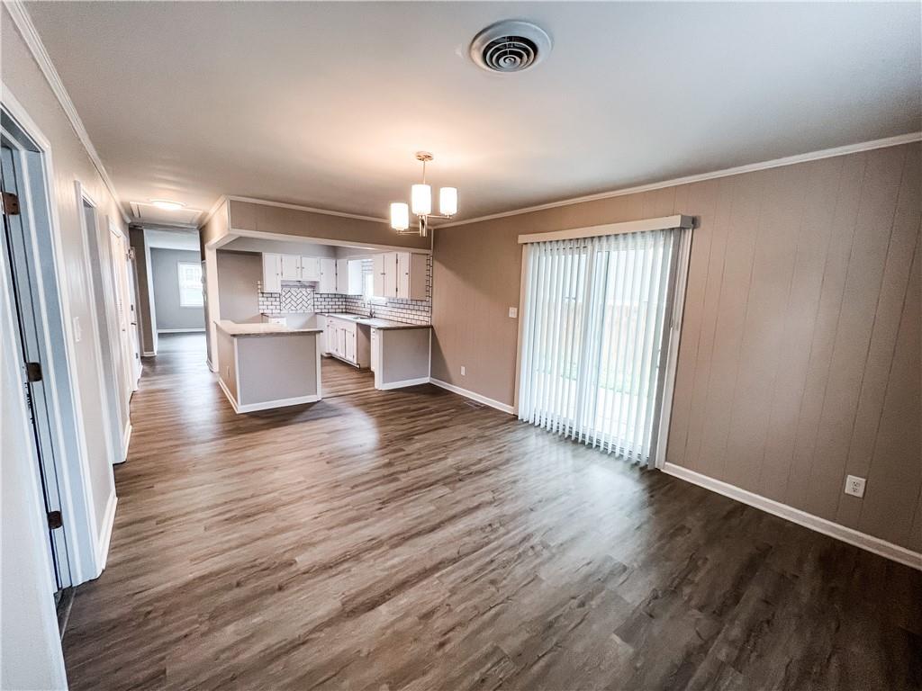 1728 North Shortridge Road Indianapolis, IN 46219 - Photo 13 of 27 Gallery Image 13