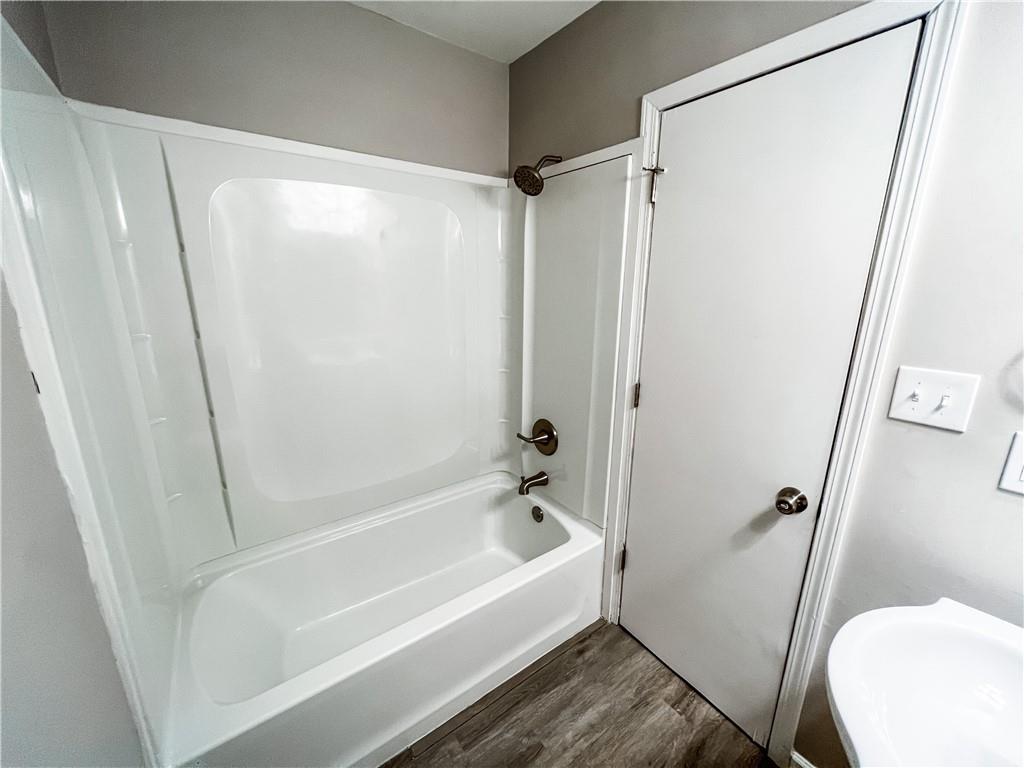 1728 North Shortridge Road Indianapolis, IN 46219 - Photo 22 of 27 Gallery Image 22