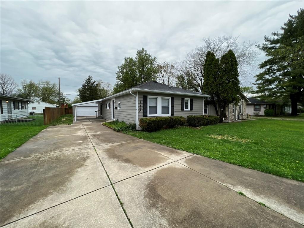 1728 North Shortridge Road Indianapolis, IN 46219 - Photo 3 of 27 Gallery Image 3