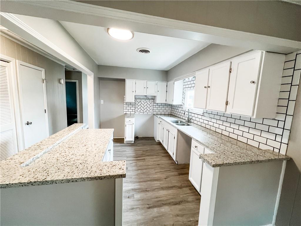 1728 North Shortridge Road Indianapolis, IN 46219 - Photo 10 of 27 Gallery Image 10