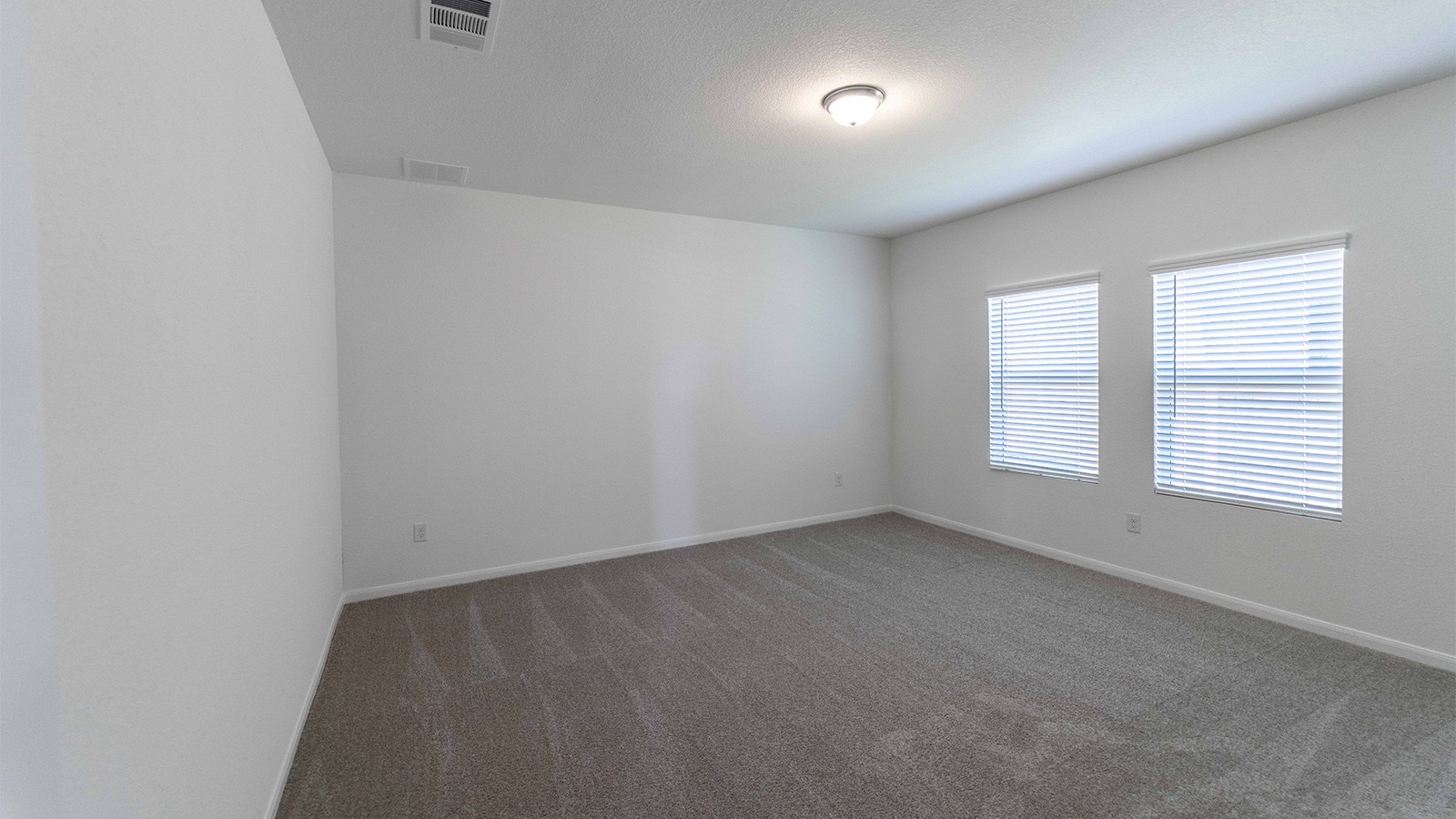 13613 Endless Narrow Lane Elgin, TX 78621 - Photo 10 of 16 an empty room with a window