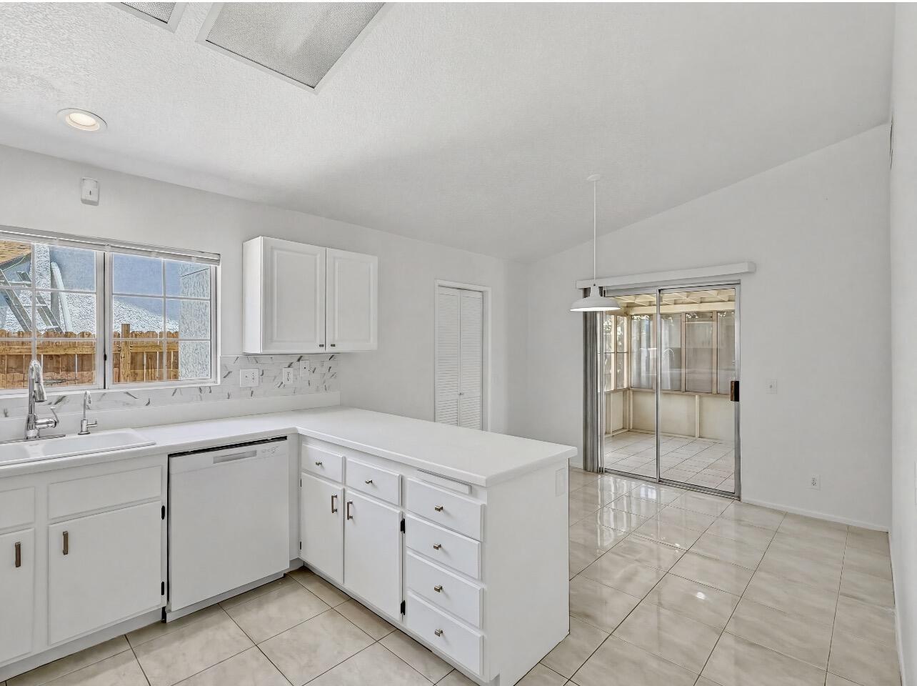 47800 Madison Street, Unit 192 Indio, CA 92201 - Photo 12 of 22 IMG_2066
