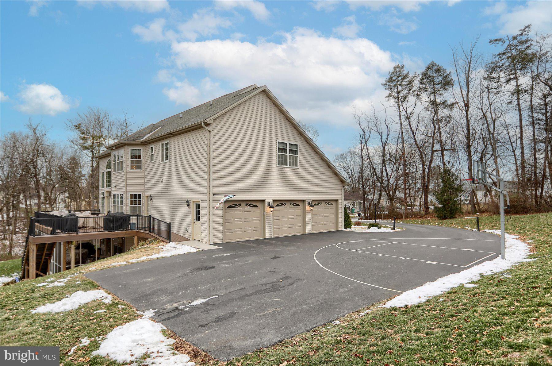 4723 Hillside Road Harrisburg, PA 17109 - Photo 63 of 72 Gallery Image 63