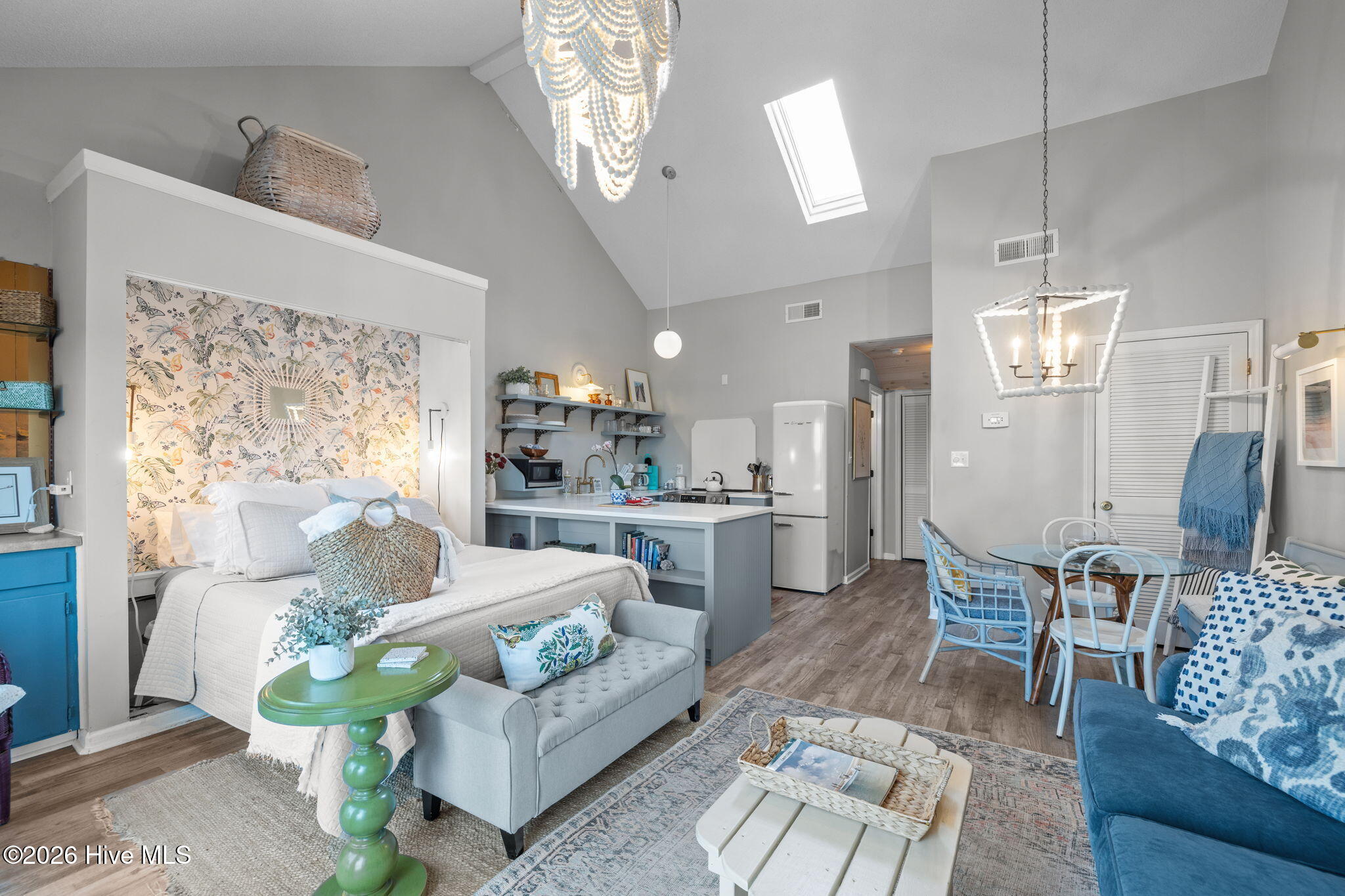 9201 Coast Guard Road, Unit F303 Emerald Isle, NC 28594 - Photo 5 of 28 Full Studio Unit