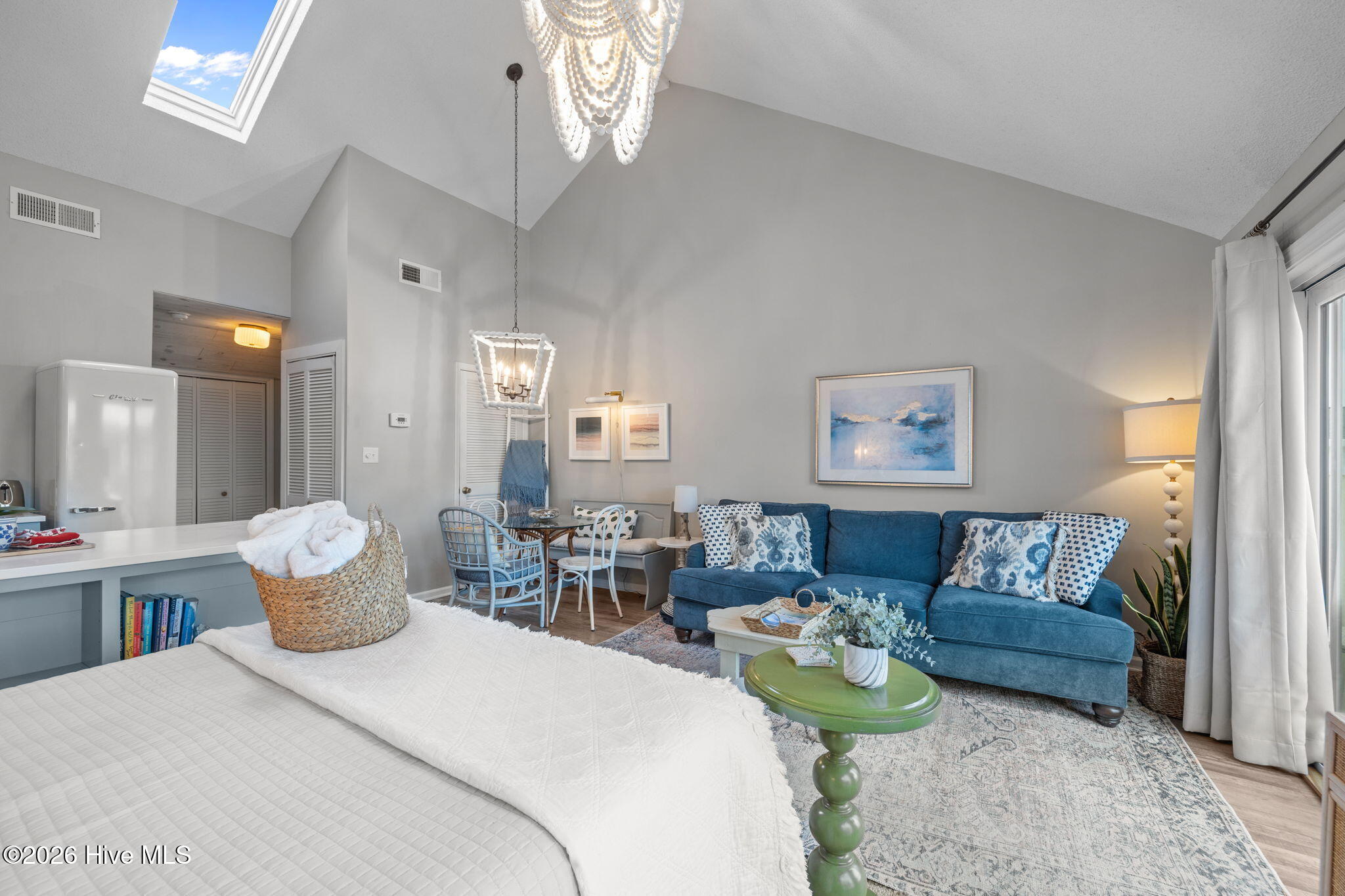 9201 Coast Guard Road, Unit F303 Emerald Isle, NC 28594 - Photo 7 of 28 Living Area