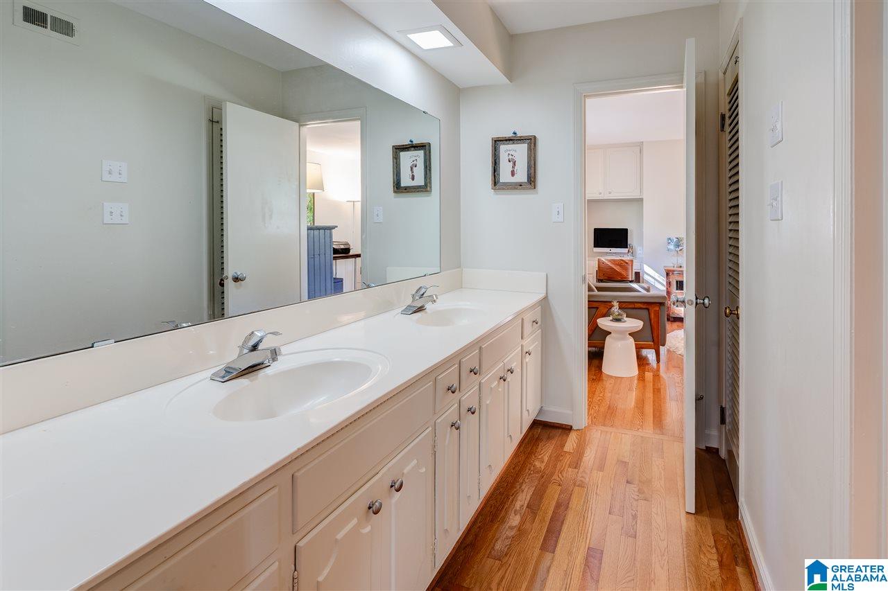 3733 Valley Head Road Birmingham, AL 35223 - Photo 28 of 50