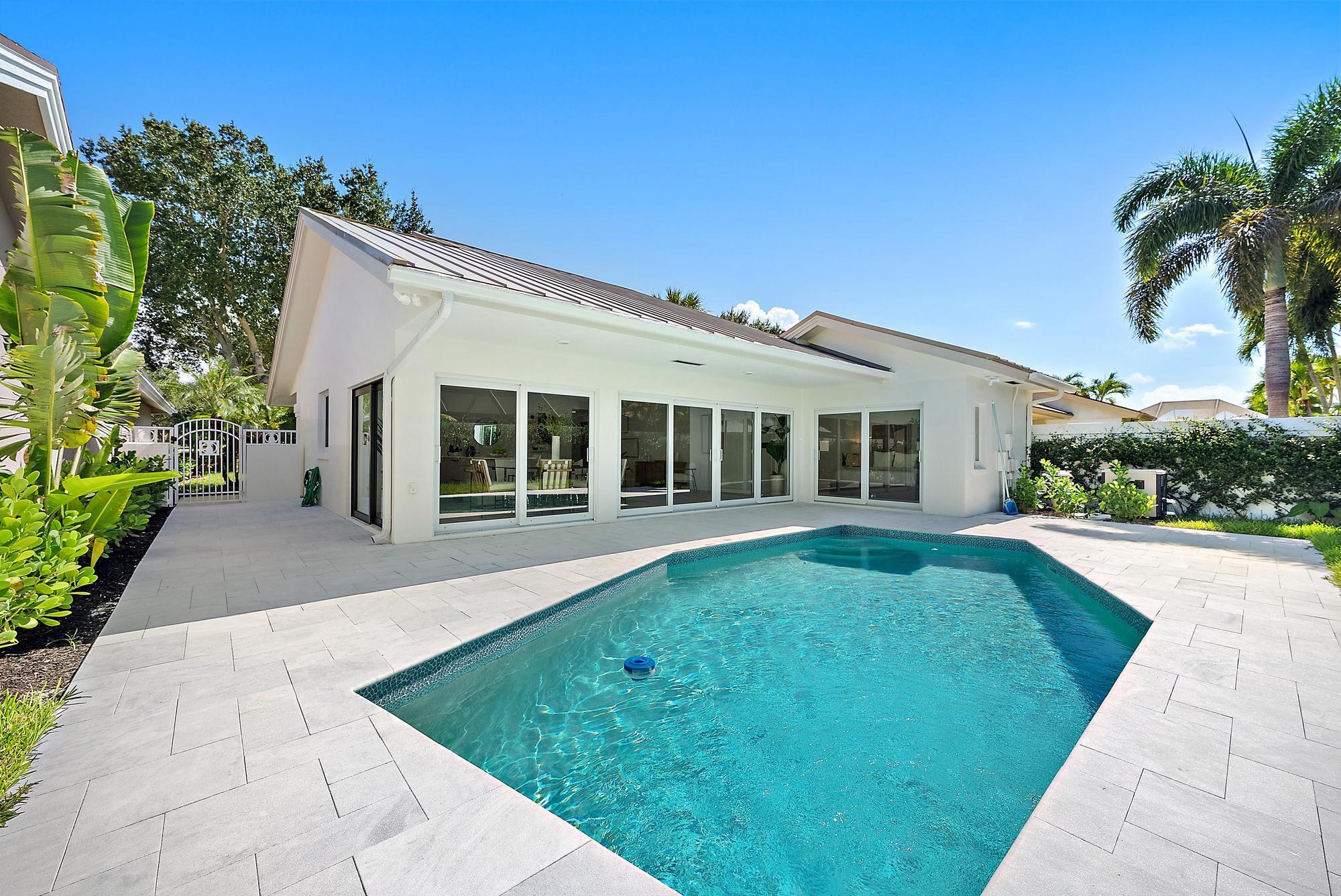 418 River Edge Road Jupiter, FL 33477 - Photo 29 of 34 418 River Edge Rd-23