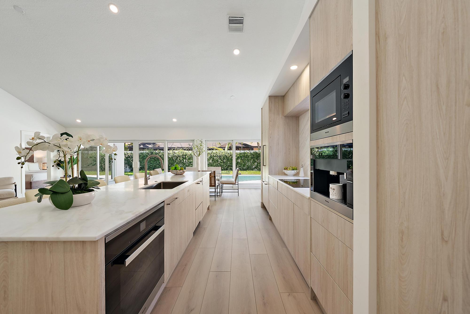 418 River Edge Road Jupiter, FL 33477 - Photo 7 of 34 418 River Edge Rd-16