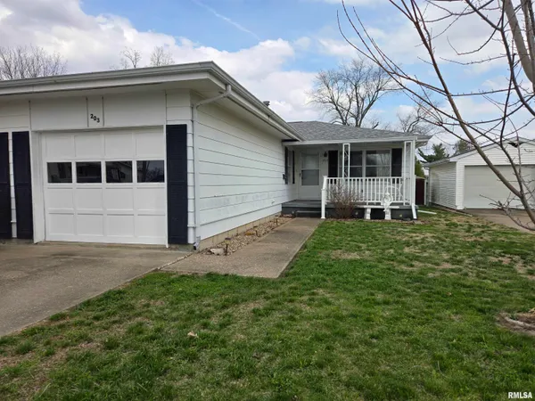 $70,000 | 203 South A Street, La Harpe, IL 61450