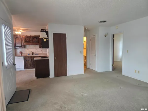 $70,000 | 203 South A Street, La Harpe, IL 61450