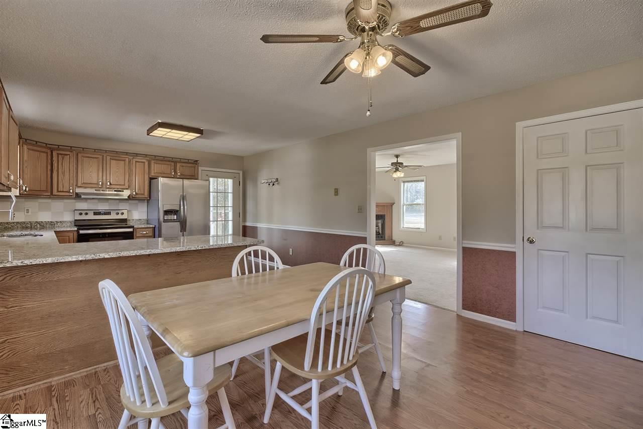 231 Lewis Road Williamston, SC 29697 - Photo 11 of 34