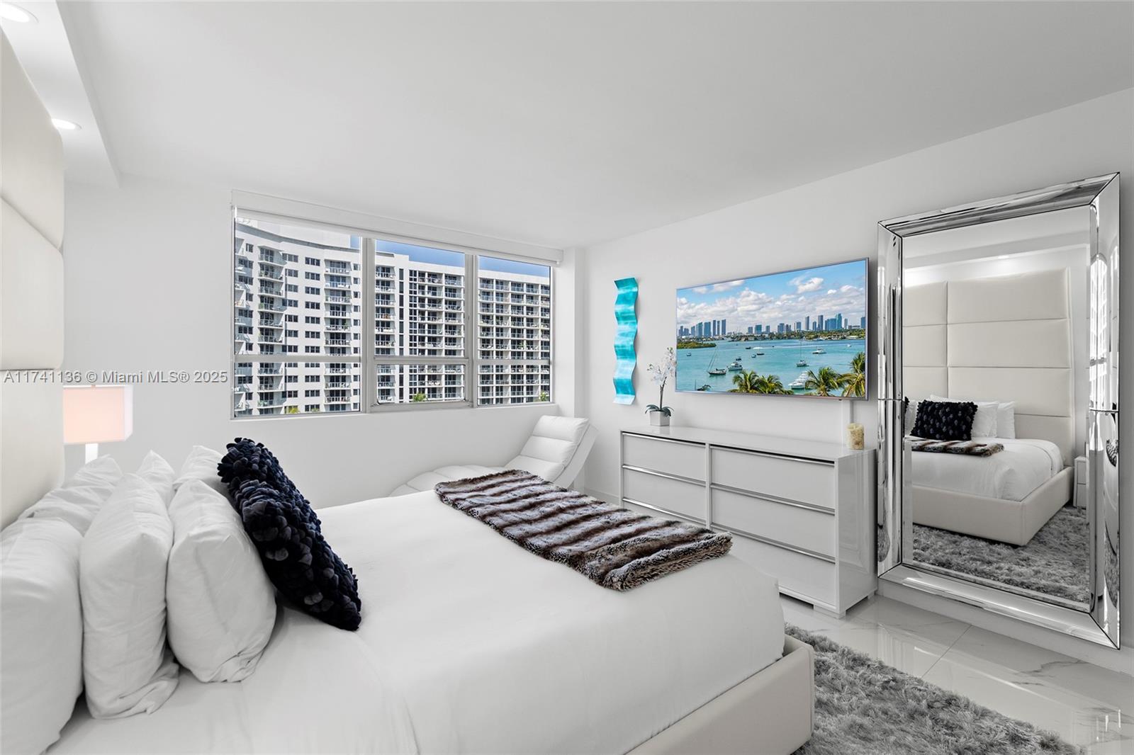 1500 Bay Road, Unit 746S Miami Beach, FL 33139 - Photo 18 of 53 Gallery Image 18