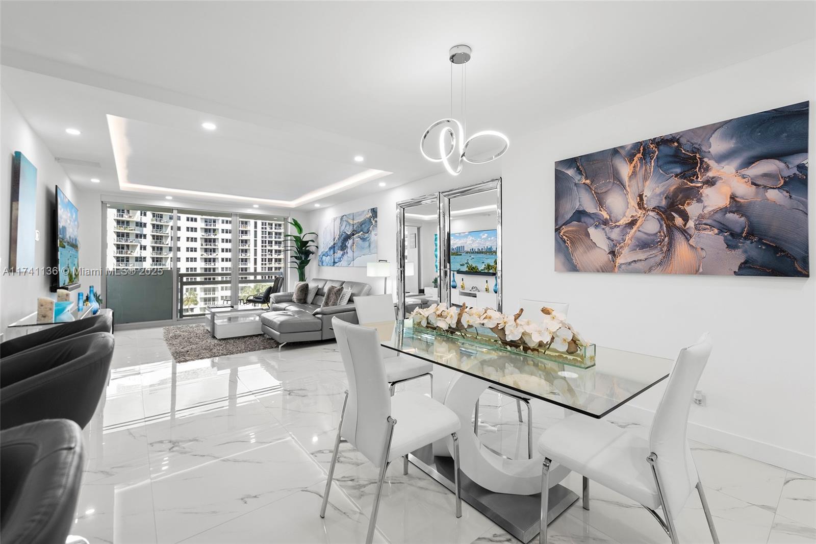 1500 Bay Road, Unit 746S Miami Beach, FL 33139 - Photo 7 of 53 Gallery Image 7