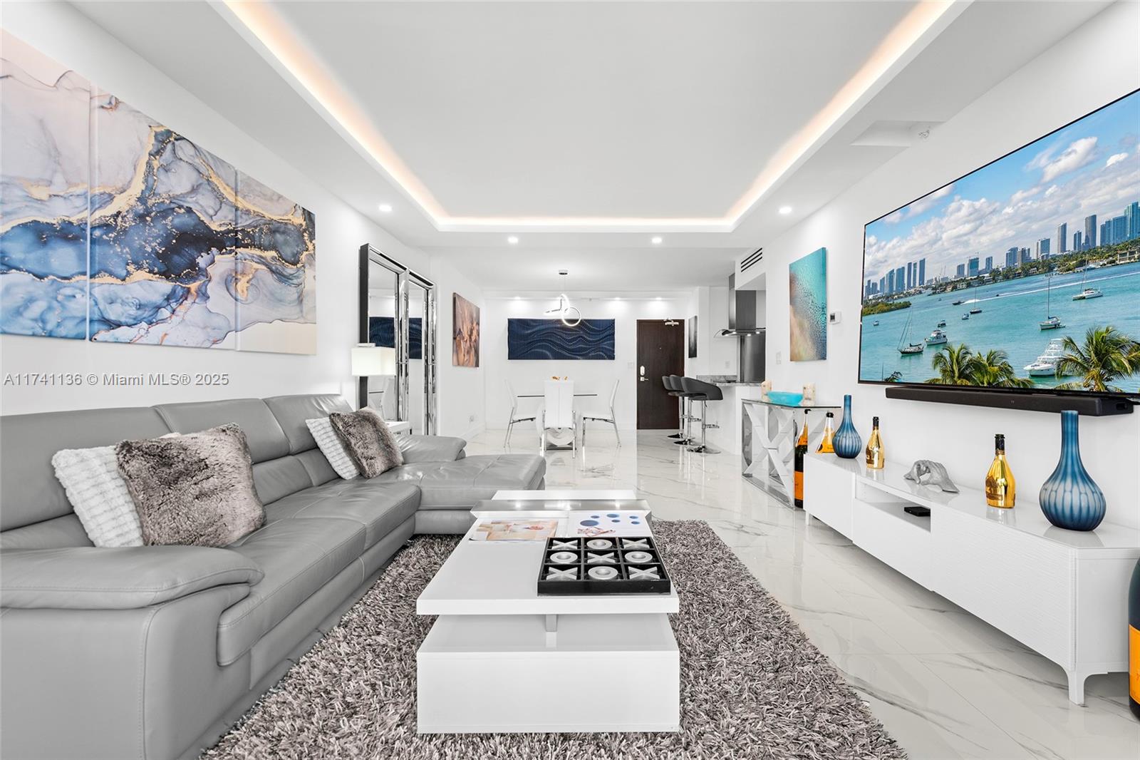 1500 Bay Road, Unit 746S Miami Beach, FL 33139 - Photo 10 of 53 Gallery Image 10