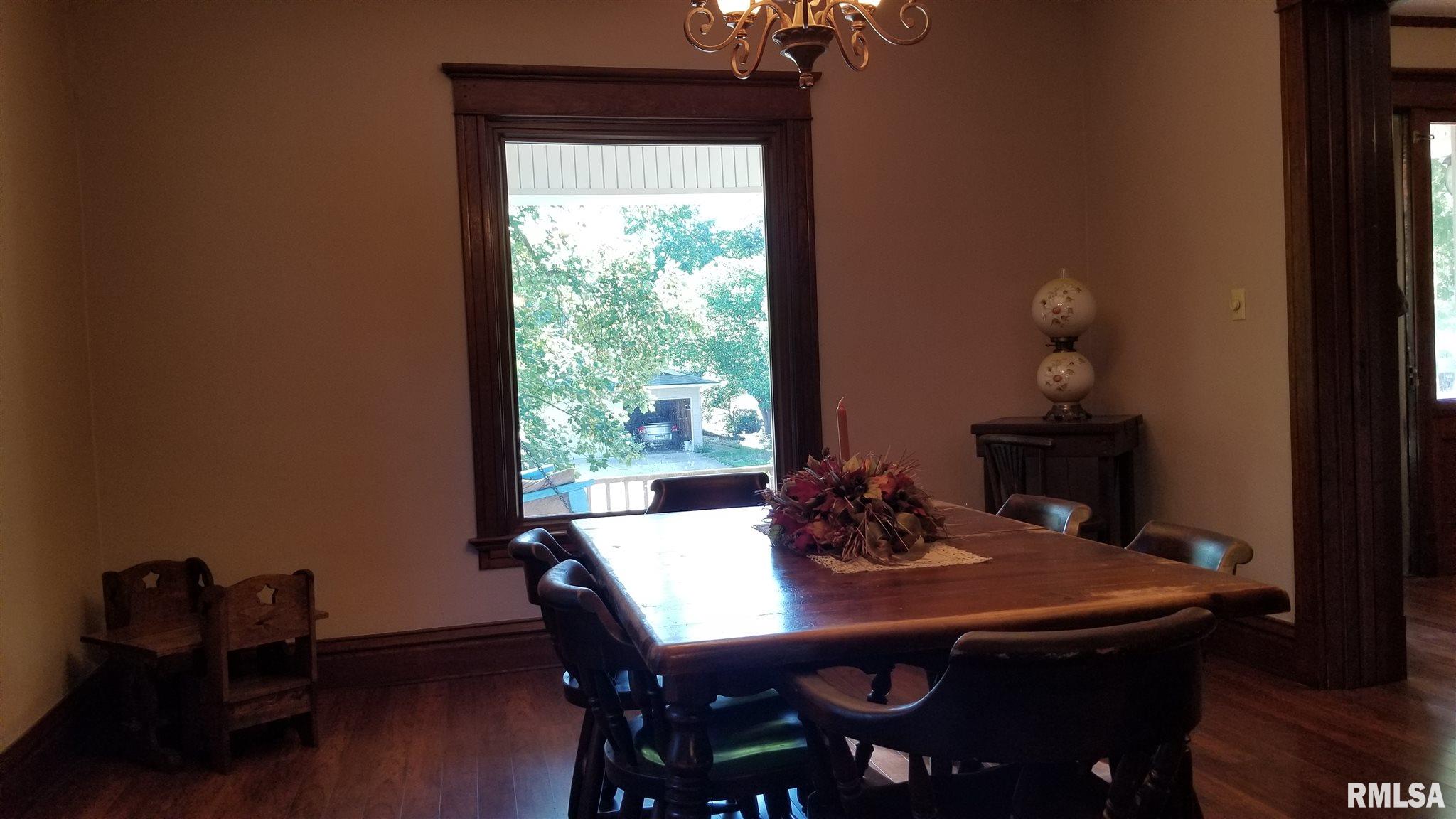 128 North Douglas Avenue Springfield, IL 62702 - Photo 9 of 28 Gallery Image 9