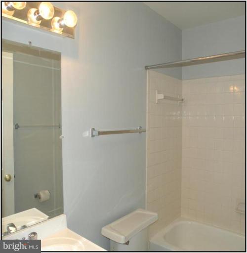 615 3rd Street Northeast, Unit 3 Washington, DC 20002 - Photo 11 of 11 Bath #1