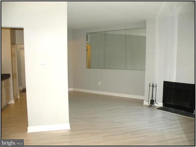 615 3rd Street Northeast, Unit 3 Washington, DC 20002 - Photo 7 of 11 Living Room #2