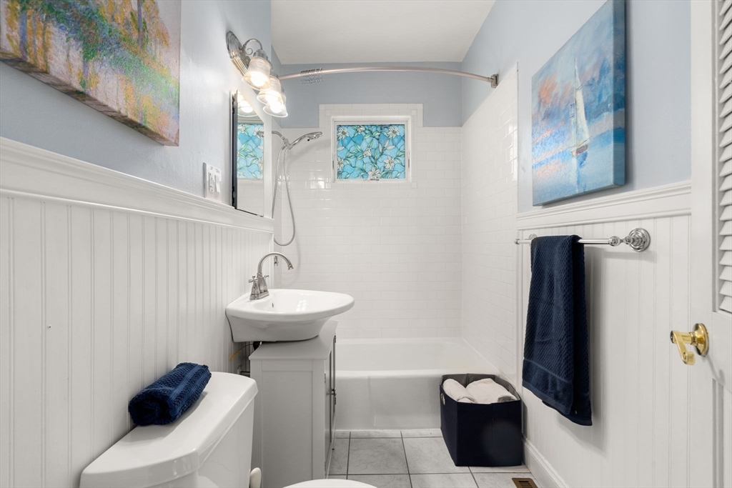 97 Bow Street, Unit 2 Arlington, MA 02474 - Photo 12 of 19