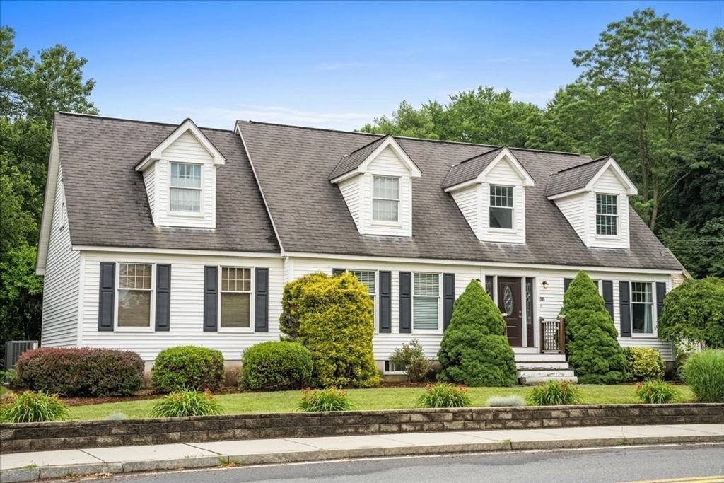 38 Framingham Road Marlborough, MA 01752 - Photo 1 of 42 Gallery Image 1