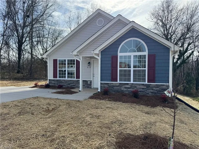 $235,900 | 812 East Russell Avenue, High Point, NC 27260