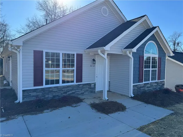 $235,900 | 812 East Russell Avenue, High Point, NC 27260
