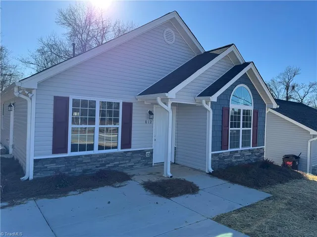 $235,900 | 812 East Russell Avenue, High Point, NC 27260