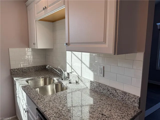 $235,900 | 812 East Russell Avenue, High Point, NC 27260