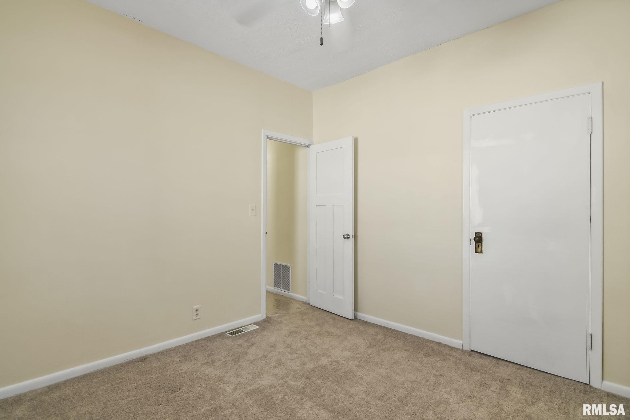 2608 South Walnut Street Springfield, IL 62704 - Photo 17 of 28 Gallery Image 17