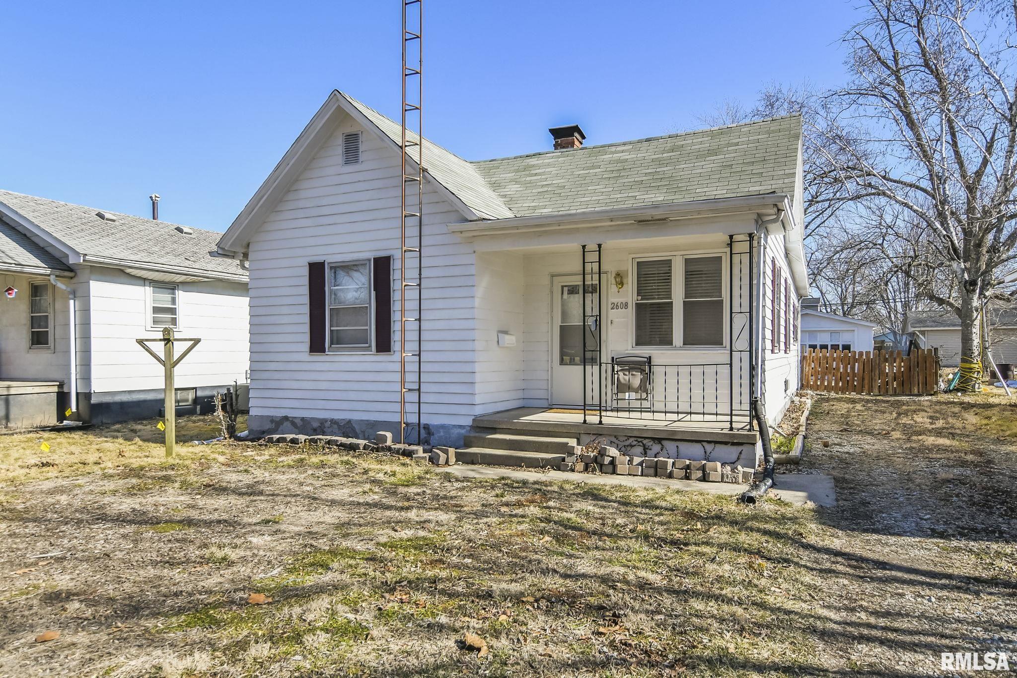 2608 South Walnut Street Springfield, IL 62704 - Photo 2 of 28 Gallery Image 2