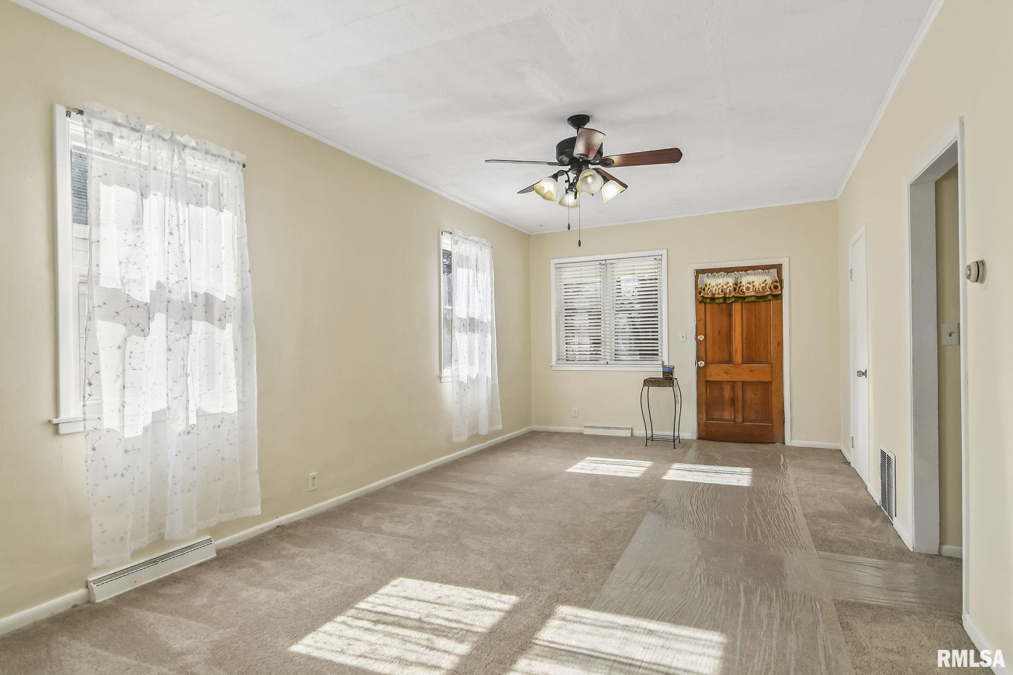 2608 South Walnut Street Springfield, IL 62704 - Photo 4 of 28 Gallery Image 4