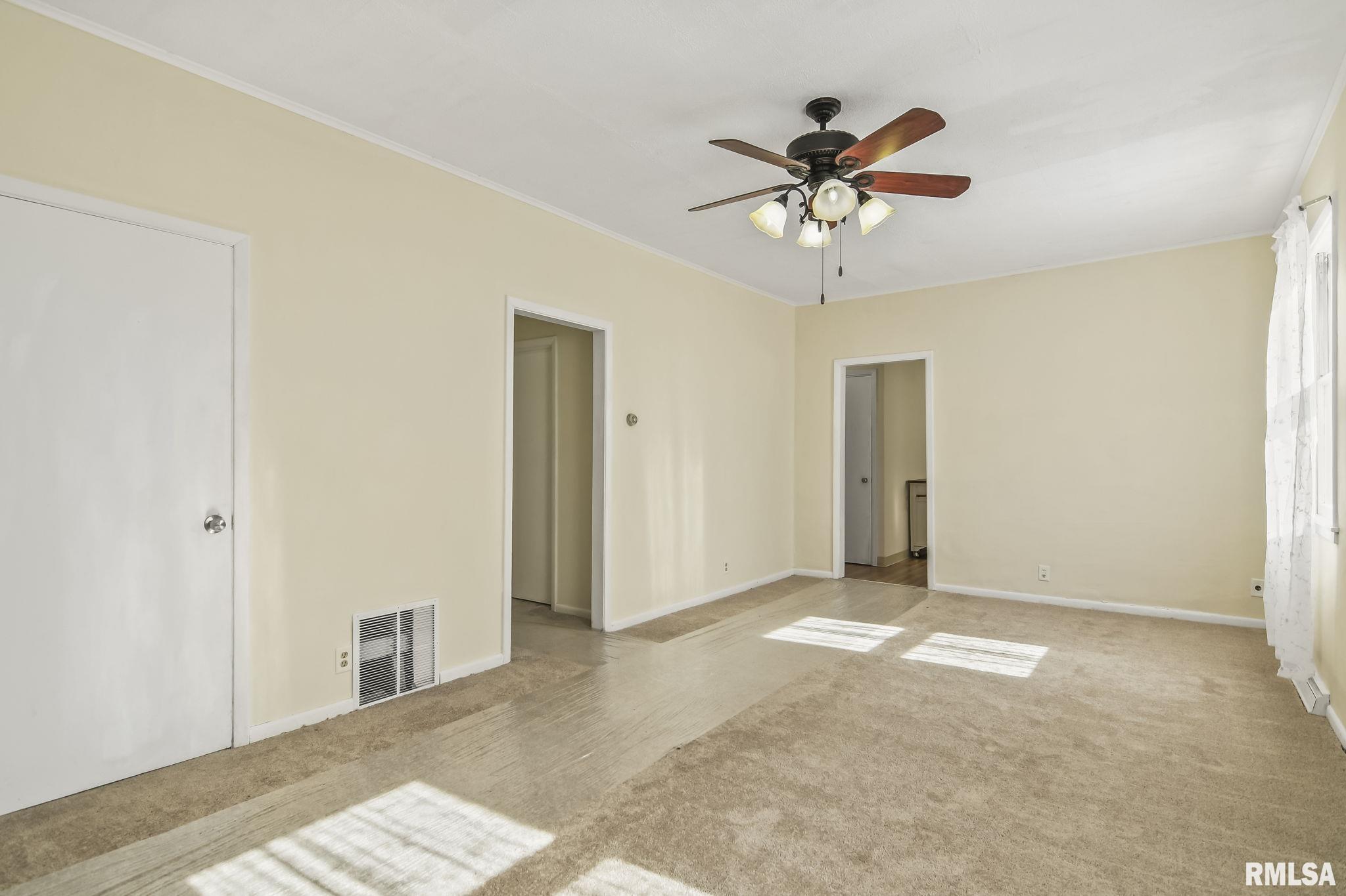 2608 South Walnut Street Springfield, IL 62704 - Photo 5 of 28 Gallery Image 5