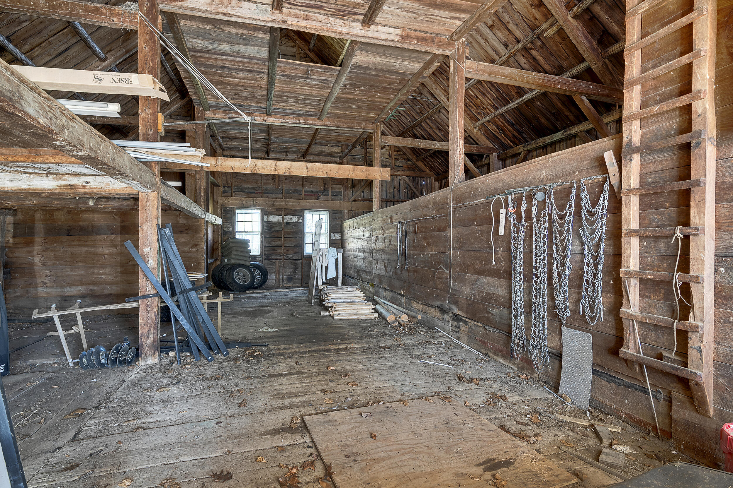 255 Raymond Hill Road Raymond, ME 04071 - Photo 55 of 91 Barn