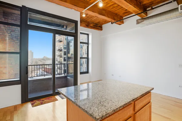 $230,000 | 1503 South State Street, Unit 512, Chicago, IL 60605