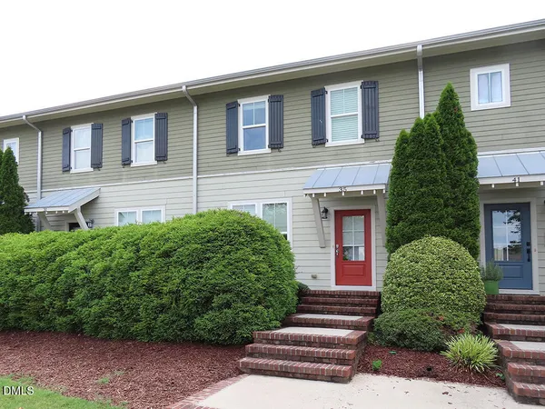 $2,395 | 35 Winkler Way, Chapel Hill, NC 27516