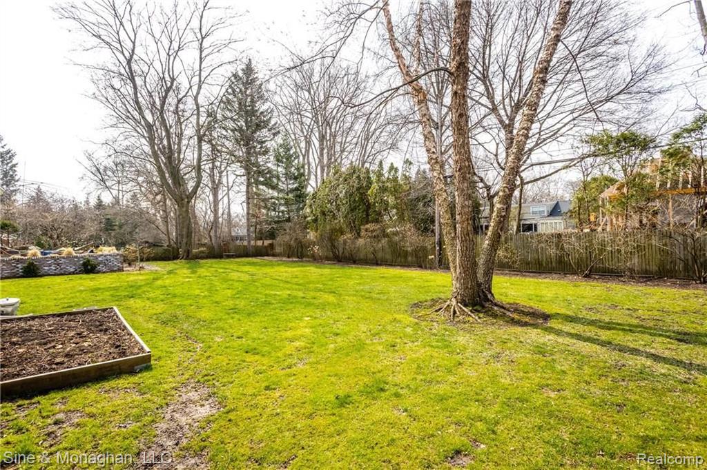 179 Stephens Road Grosse Pointe Farms, MI 48236 - Photo 73 of 81