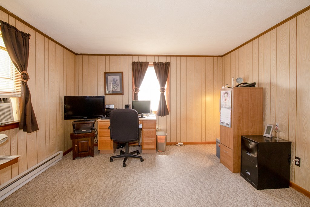 90 North Common Road Westminster, MA 01473 - Photo 12 of 13 Gallery Image 12