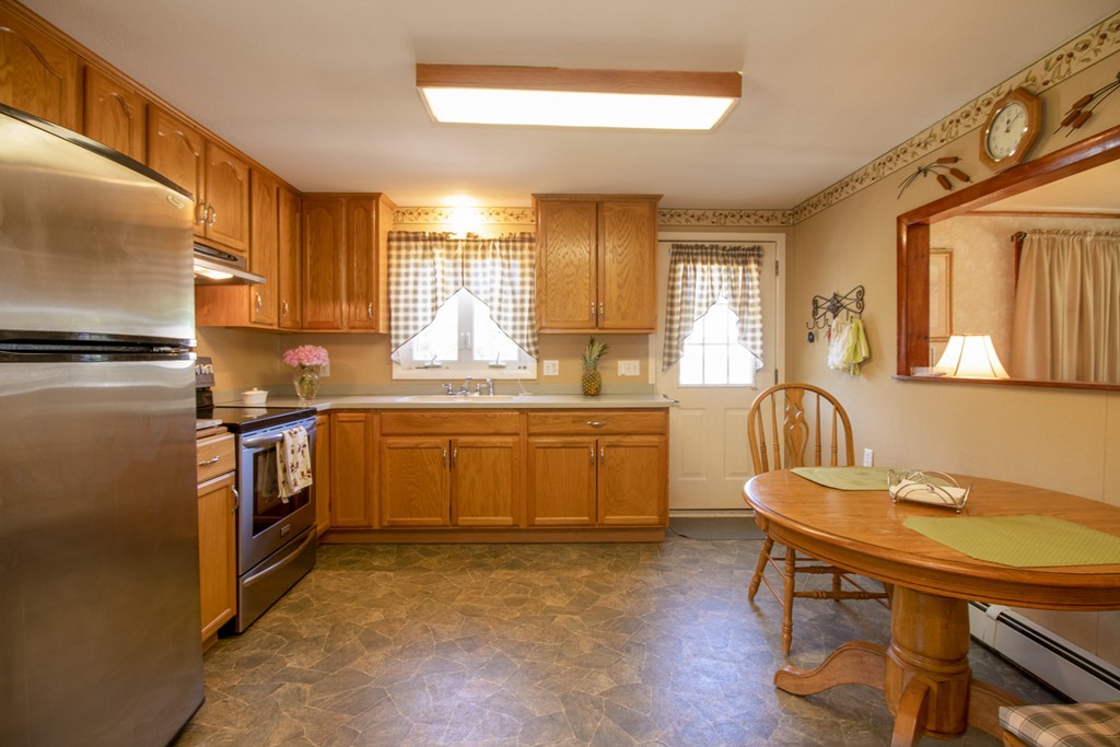 90 North Common Road Westminster, MA 01473 - Photo 2 of 13 Gallery Image 2