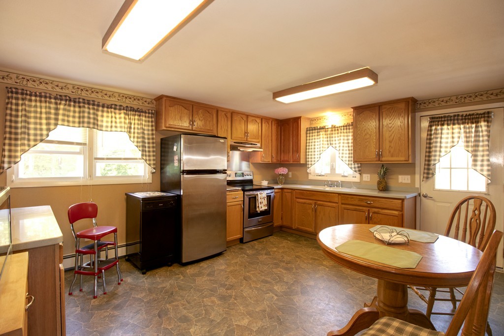 90 North Common Road Westminster, MA 01473 - Photo 3 of 13 Gallery Image 3